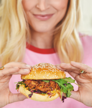 Jackfruit burgers and slaw