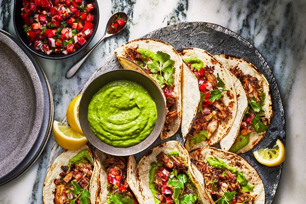 Jackfruit "carnitas" tacos