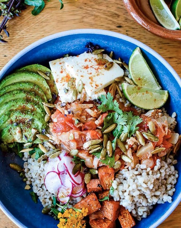 Jackfruit tinga grain bowl