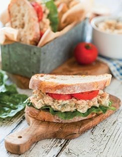 Jackfruit "tuna" salad sandwich