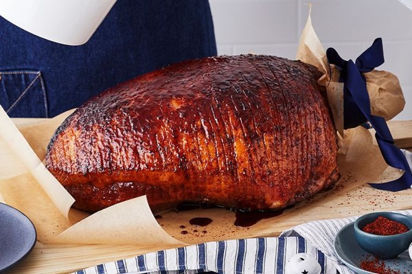 Jacqui Challinor's pomegranate and Aleppo pepper glazed ham