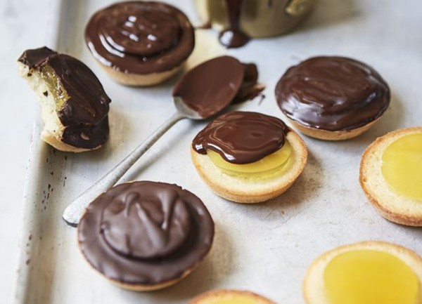 Jaffa orange cakes