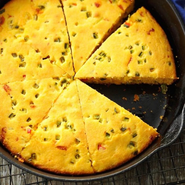 Jalapeno buttermilk corn bread