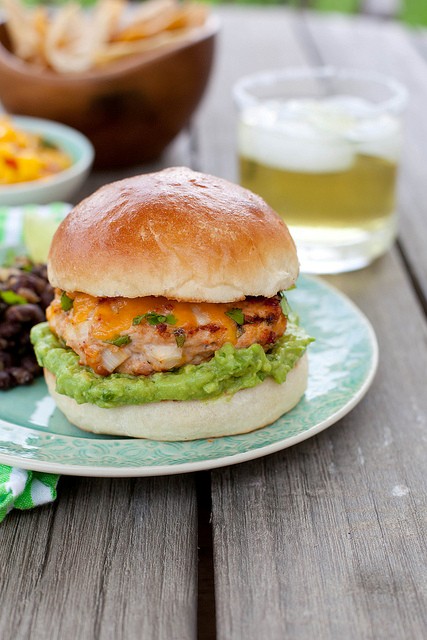 Jalapeño cheddar chicken burgers with guacamole