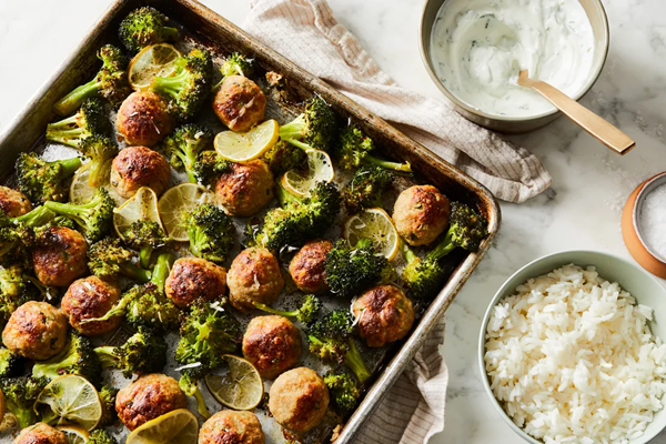 Jalapeño chicken meatballs with broccoli & yogurt sauce