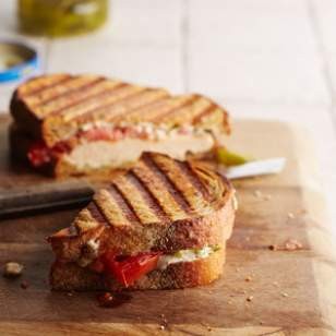 Jalapeño popper-chicken panini