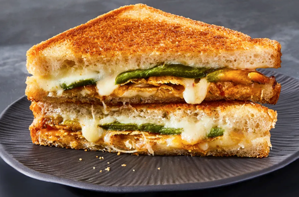 Jalapeño popper grilled cheese