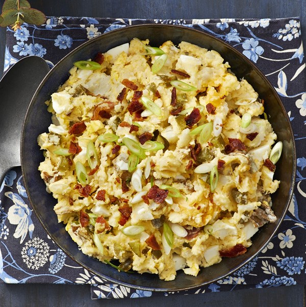 Jalapeño popper potato salad
