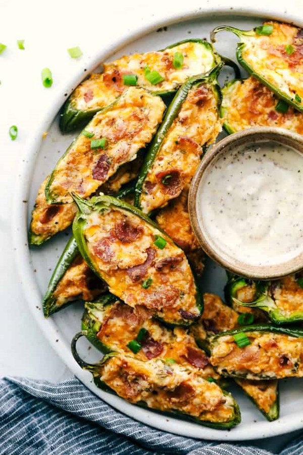 Jalapeño poppers with bacon