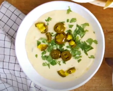 Jalapeño-ranch queso