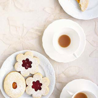 Jam biscuit sandwiches