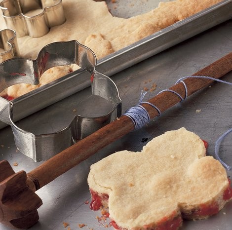 Jam shortbread