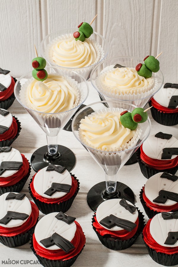 James Bond cupcakes