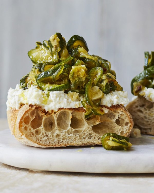 Jammy courgettes and ricotta on toast 