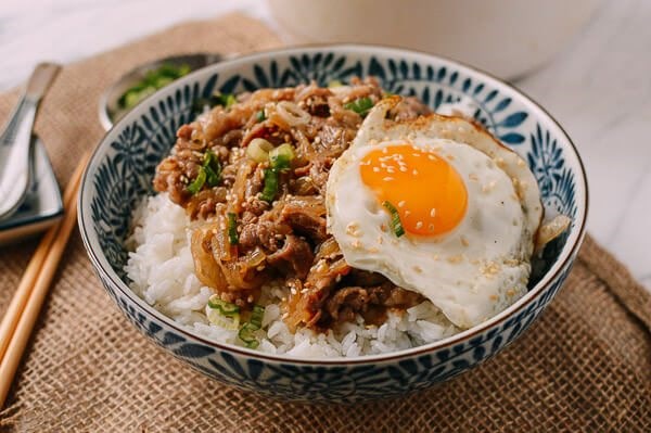Japanese beef & rice bowls (Gyudon)