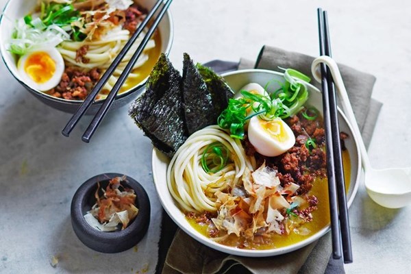 Japanese egg & pork curry soup