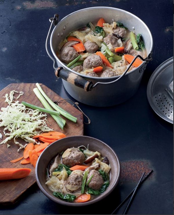 Japanese miso chicken meatball hot-pot