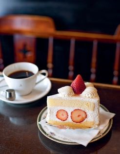 Japanese strawberry shortcake