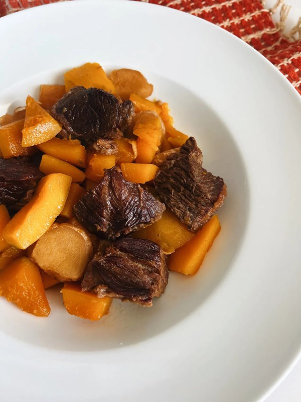 Japanese-style beef stew