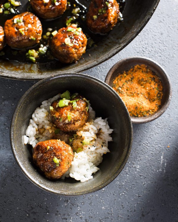 Japanese-style chicken meatballs