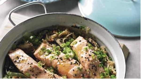Japanese-style salmon rice with mushrooms