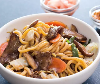 Japanese-style stir-fried noodles with beef