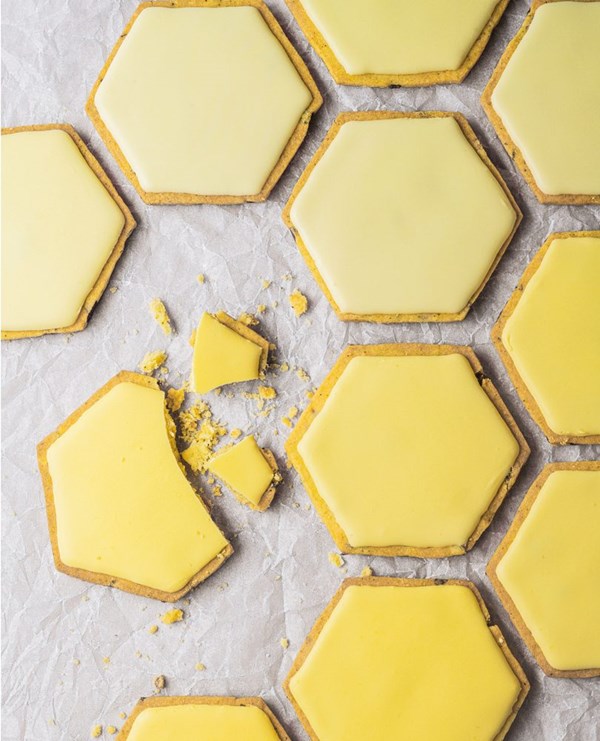 Jasmine & apricot shortbread