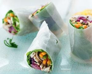 Jerk chicken ricepaper rolls with mango sauce