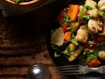 Jerk-spiced veggies with yuca 