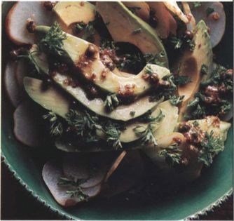 Jerusalem artichoke and avocado salad with vinaigrette dressing