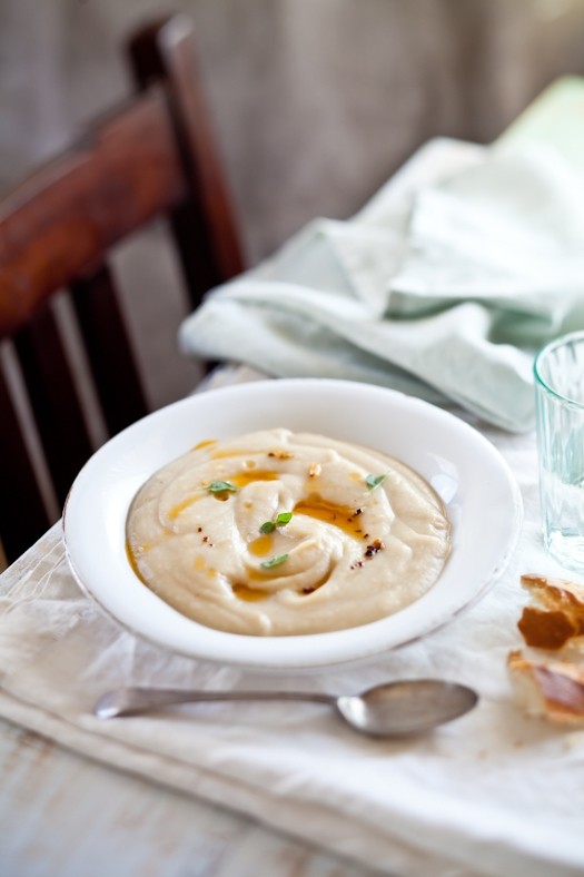 Jerusalem artichoke and ramps vegetable soup 