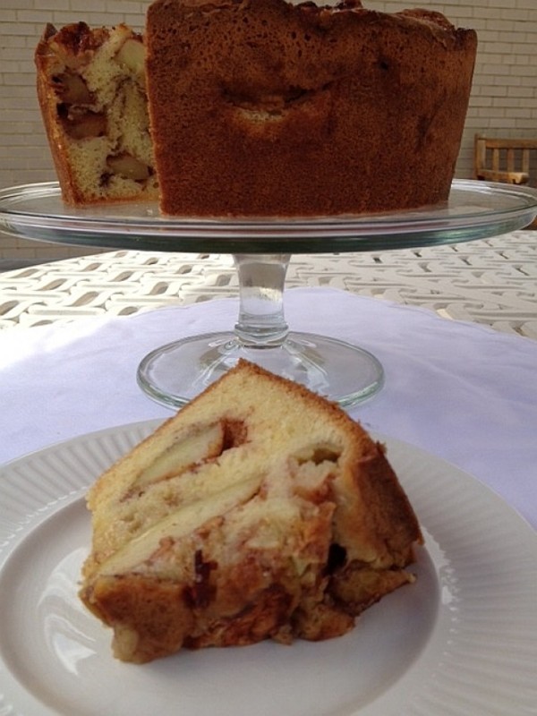 "Jewish" apple cake