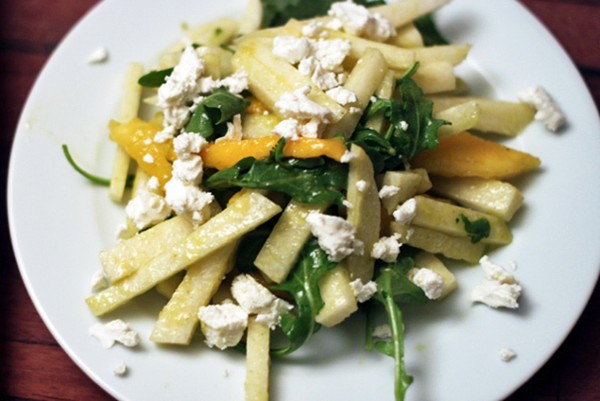 Jicama and mango salad with jalapeño lime dressing