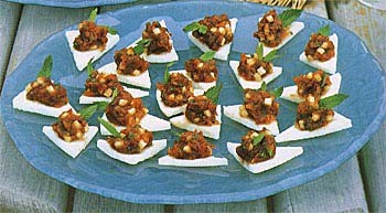Jicama-date canapés
