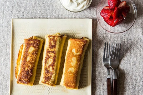 Joan Nathan's chosen cheese blintzes