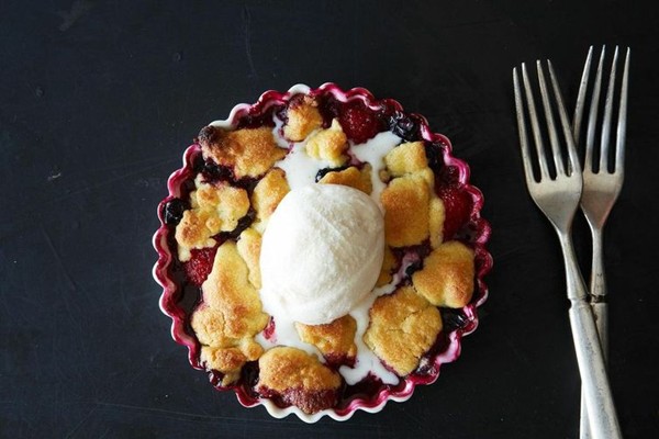 Joan Nathan's red, white, and blue fruit crisp