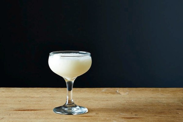 Joaquín Simó's pearls before swine (a yogurt cocktail)