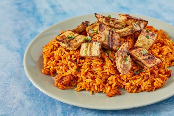  Jollof rice with kelewele