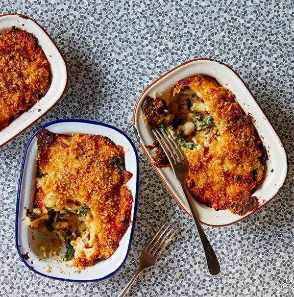Josh's macaroni cheese with kale and breadcrumbs