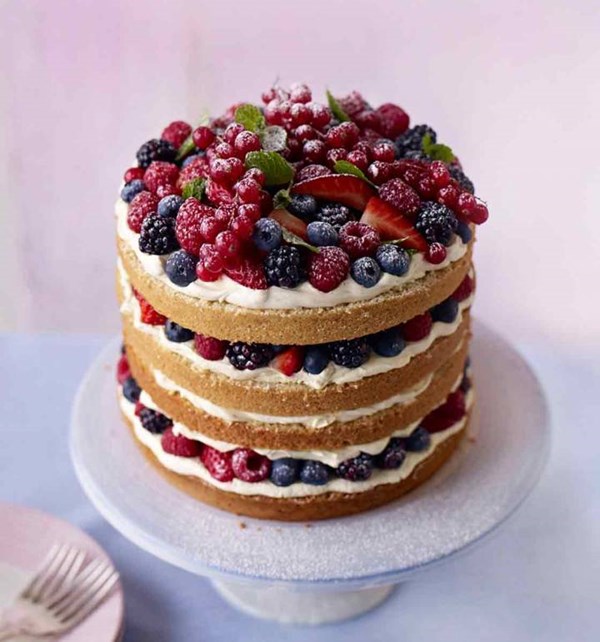 Jubilee berry cake