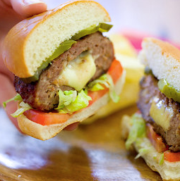 Jucy Lucy burgers