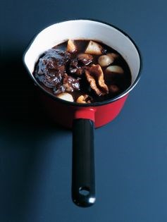 Jugged boar in sharp sauce (Civet de sanglier acidulé)