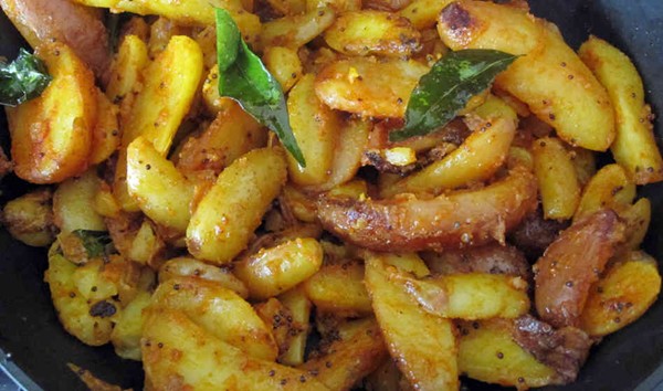 Julie Sahni's hot curry leaf potatoes
