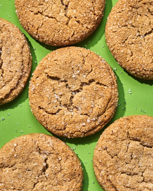 Jumbo chewy honey spice cookies