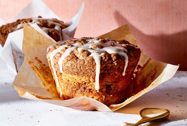 Jumbo Vietnamese coffee cake muffins
