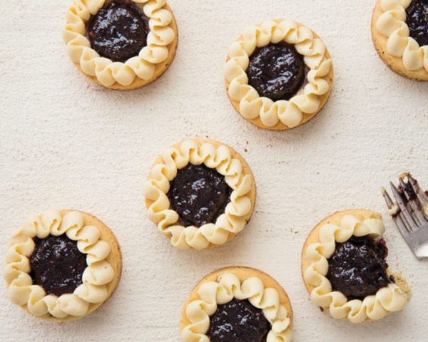 Juniper, pear, and blueberry Breton tarts