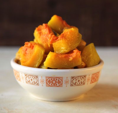 Kabocha squash with ginger (Chao nan gua)