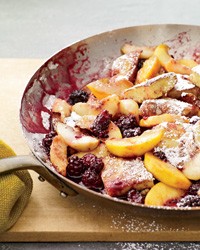 Kaiserschmarrn with peaches