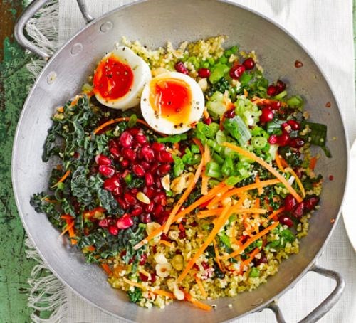 Kale & bulghar tabbouleh with yogurt dressing