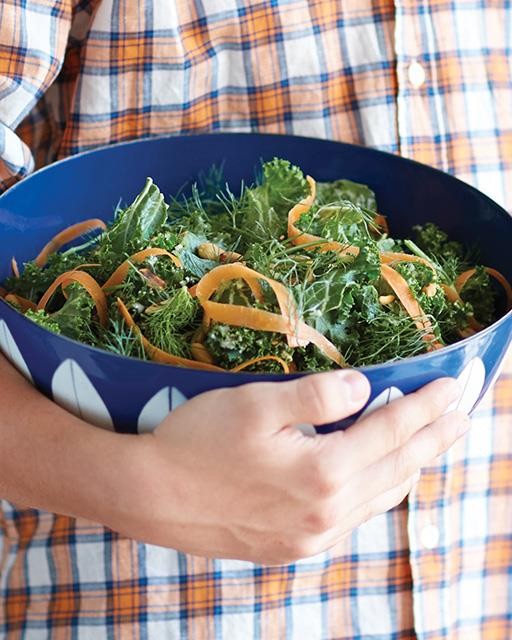 Kale & carrot salad with peanuts & tahini dressing